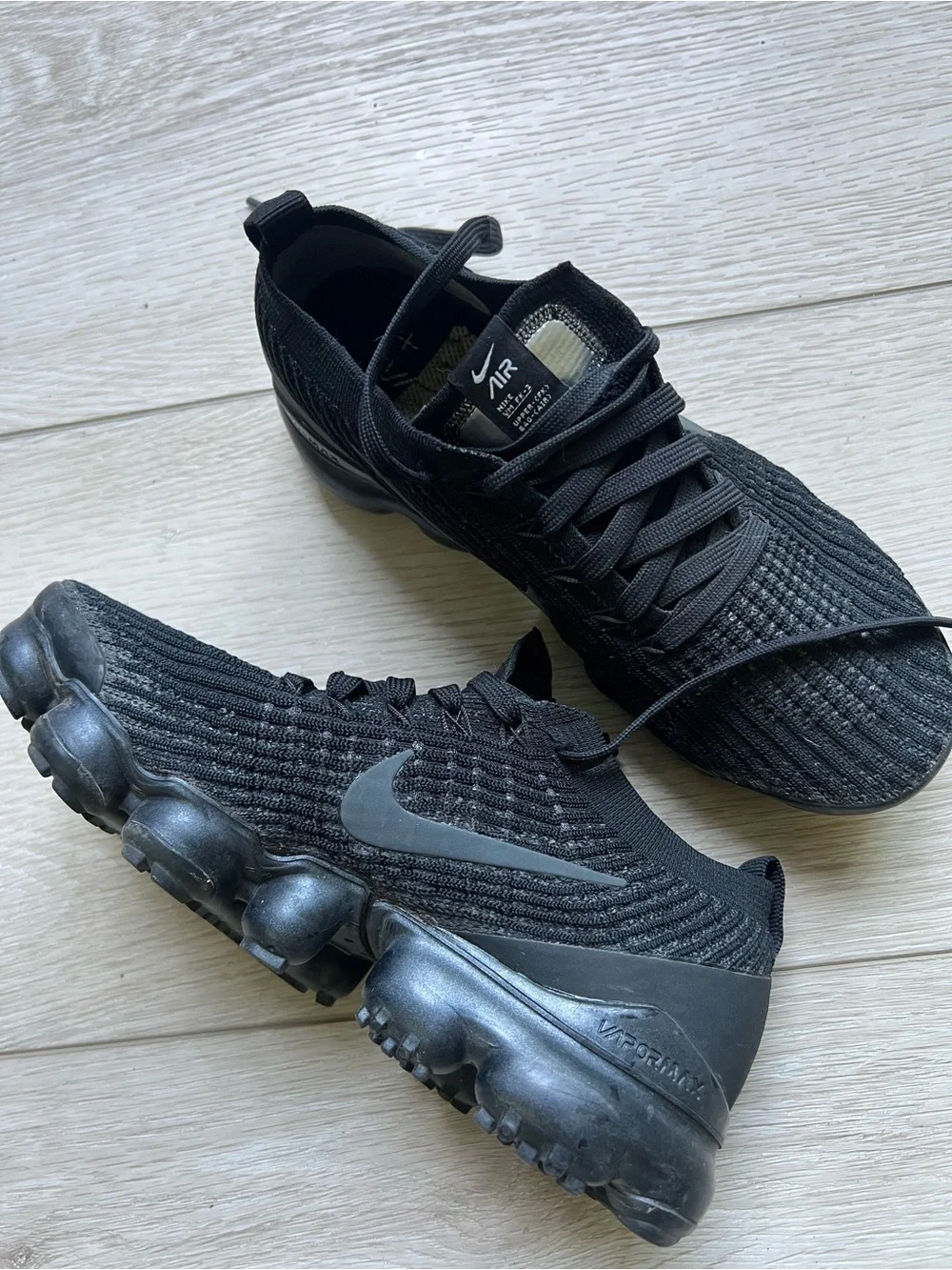 Nike VaporMax Knit Sneakers - Black - EU 38 - Picture 9 of 11